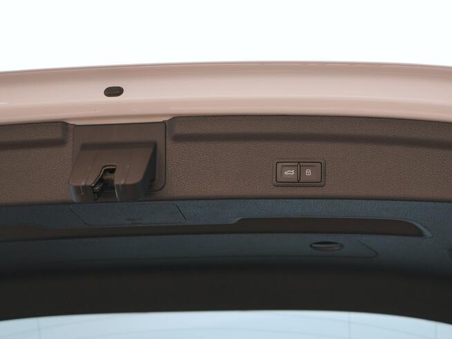 Audi Q3 35TDI 150KM VirtualPlus Tempomat Ambiente Led Kamera MartwePole