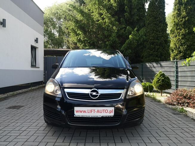 Opel Zafira 1.9 CDTI 120KM Klimatr Navi Temp Isofix ALU 17 7-osobowy Serwisowany