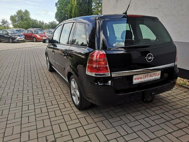 Opel Zafira 1.9 CDTI 120KM Klimatr Navi Temp Isofix ALU 17 7-osobowy Serwisowany