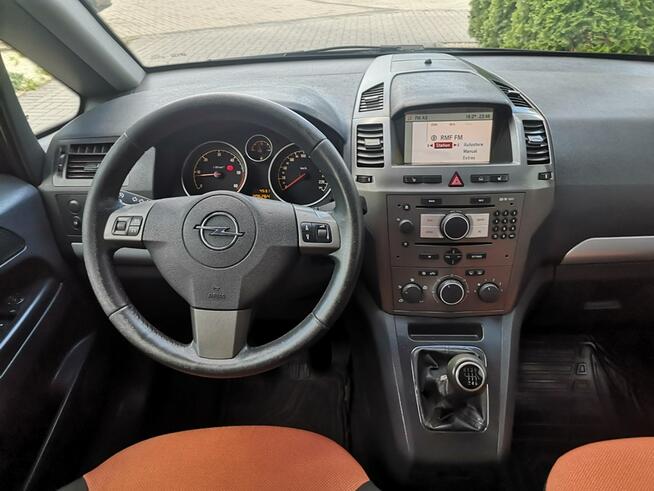 Opel Zafira 1.9 CDTI 120KM Klimatr Navi Temp Isofix ALU 17 7-osobowy Serwisowany