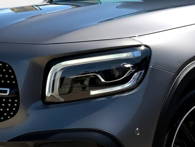 Mercedes GLB FUL LED skóra PANORAMA kamera hak grzane fotele 4X4 nawi 7 foteli AMG