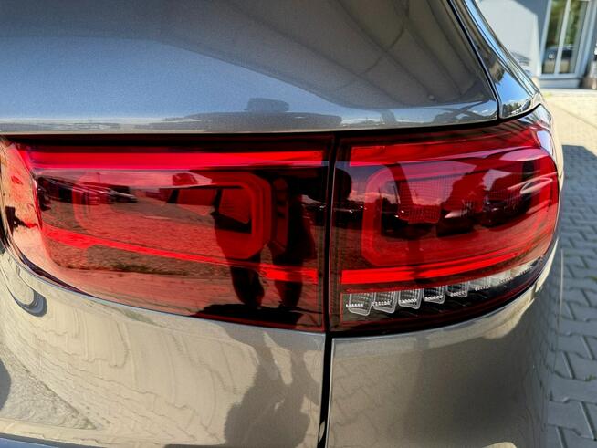 Mercedes GLB FUL LED skóra PANORAMA kamera hak grzane fotele 4X4 nawi 7 foteli AMG
