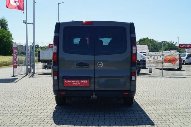 Opel Vivaro 1,6 115 KM 9 osób hak kamera klima doinwestowany czytaj opis