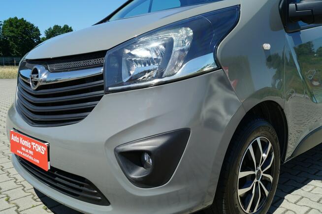 Opel Vivaro 1,6 115 KM 9 osób hak kamera klima doinwestowany czytaj opis