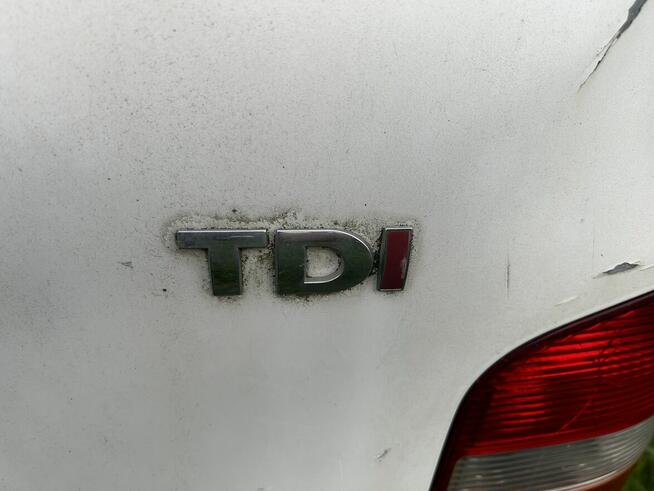 Sprzedam - VW T5 uszkodzony