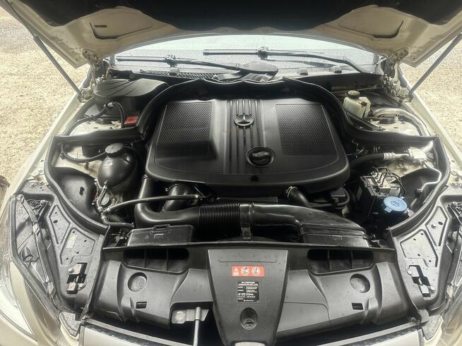 Sprzedam mercedesa w 207