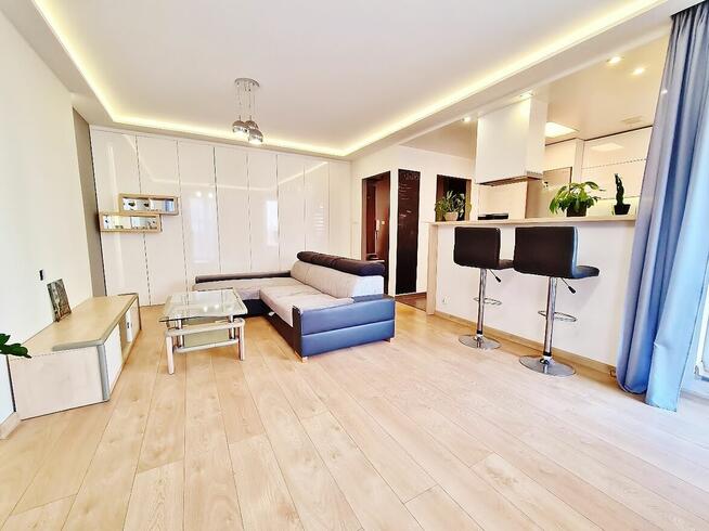 Przestronne mieszkanie z własnym zielonym tarasem 50 m²