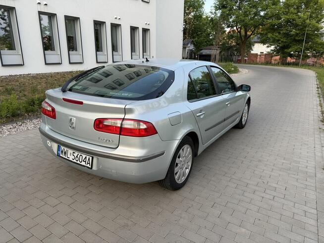 Laguna 1.8 benzyna