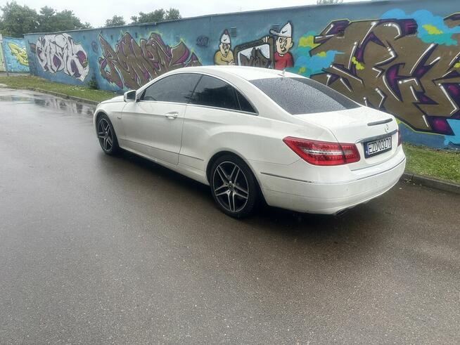 Sprzedam mercedesa w 207