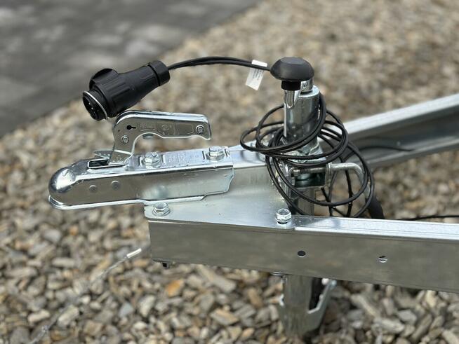 Przyczepa TEMARED MOTO 3 PREMIUM podłoga aluminiowa
