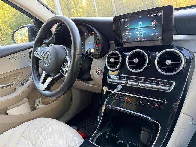 Mercedes GLC 2019 r 2.0 194KM Premium Salon PL ASO