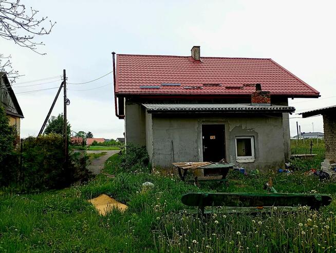 Dom w Niezdowie z działką 1900 m²