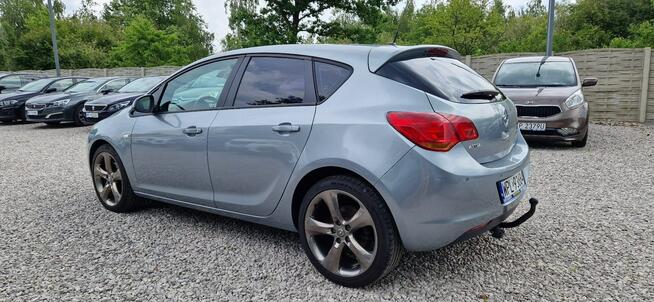 Opel Astra Jeden Właściciel Zarejestrowany 1.7 Cdti