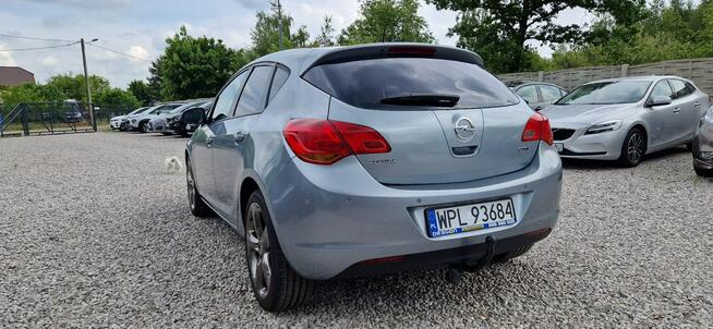 Opel Astra Jeden Właściciel Zarejestrowany 1.7 Cdti