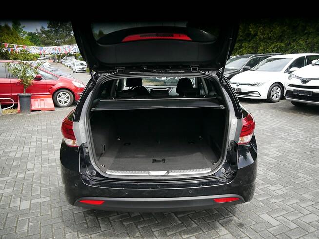 Hyundai i40 1.7d LED Navi Kamera Stan b.dobry bezwypadkowy z Niemiec Gwarancja 12m