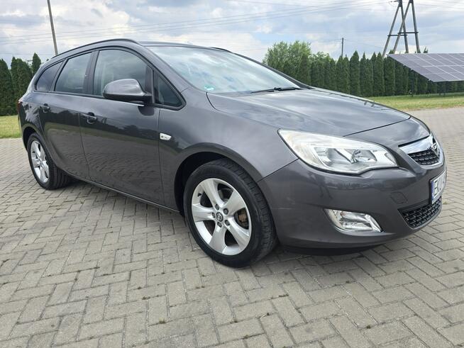 Opel Astra 1,6turbo Klimatyzacja.Centralka,Hak.Serwis.kredyt.OKAZJA