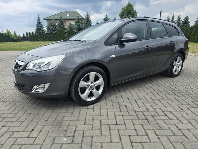 Opel Astra 1,6turbo Klimatyzacja.Centralka,Hak.Serwis.kredyt.OKAZJA