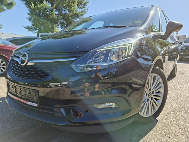 Opel Zafira Klimatronic 2-stref, Nawigacja, 7 osobowy, PDC 2X, Tempomat