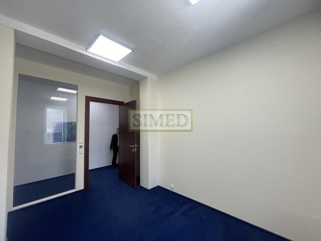 Parking,recepcja,dostęp24h,ochrona, wys.standard