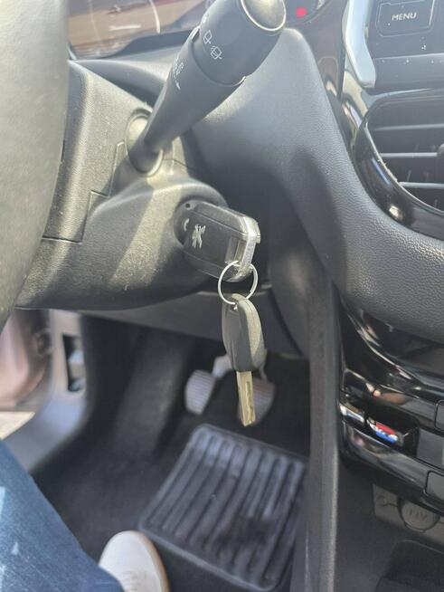Peugeot 208 1.6 Benzyna 120 KM, Klima, LED, Panorama, Alufelgi, Nawigacja
