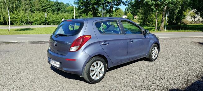 Hyundai i20 Lift, super stan.