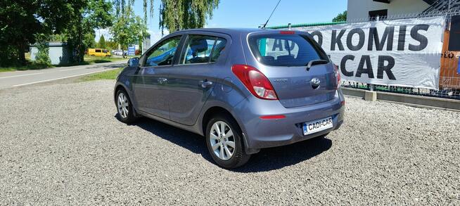 Hyundai i20 Lift, super stan.