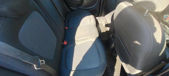 Hyundai i20 Lift, super stan.