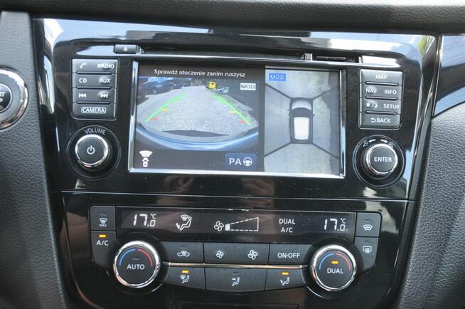 Nissan Qashqai 1.6T 160KM Tekna LED Kamera 360 Navi Panorama Asystenci Czujniki