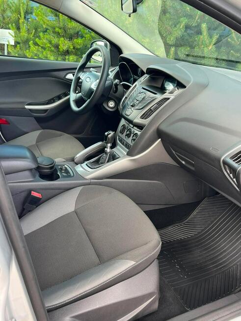 Ford Focus GWARANCJA * 1.6 benzyna 150 KM * MANUAL * zadbany * wawa