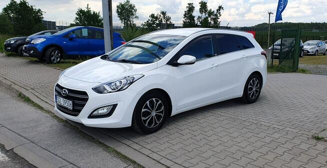 Hyundai i30 Najlepszy silnik MPI/6 Biegów/Oryginalny lakier/Ledy/Grzane fotele/PDC
