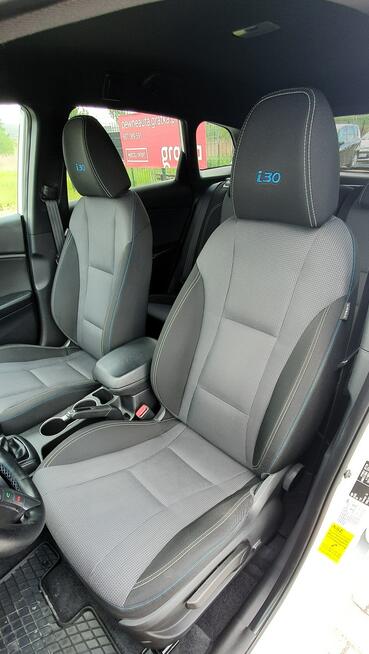 Hyundai i30 Najlepszy silnik MPI/6 Biegów/Oryginalny lakier/Ledy/Grzane fotele/PDC