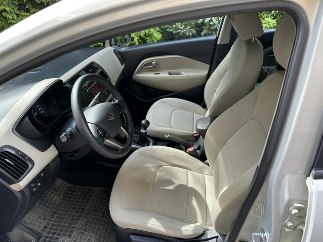 Kia Rio Polski salon, 2 kpl. opon nowych, klimatyzacja, znikomy przebieg, ESP