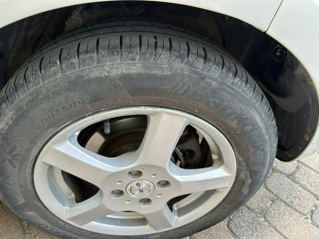 Kia Rio Polski salon, 2 kpl. opon nowych, klimatyzacja, znikomy przebieg, ESP