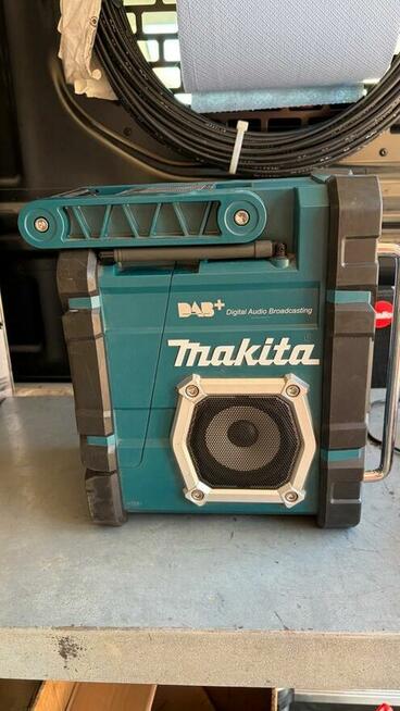 Radio Makita z baterią