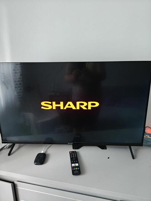 Sprzedam telewizor marki Sharp 40 calowy Android TV
