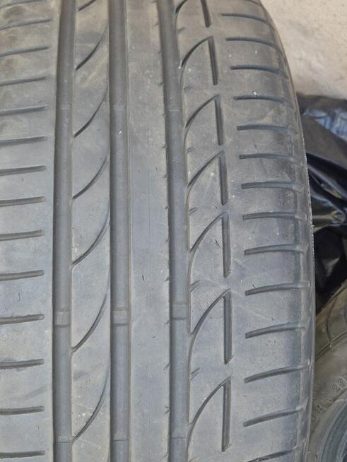Opony letnie Bridgestone 235/40 R19