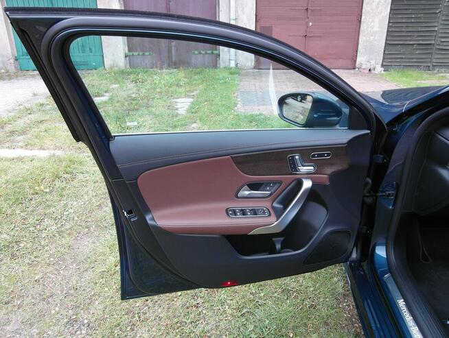 Mercedes A200 AMG Line, super wyposażenie