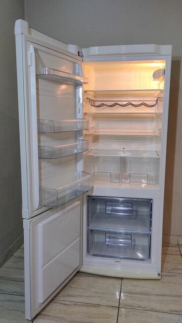 Lodówka Electrolux - wysokość 154 cm/pojemność 269 litrów