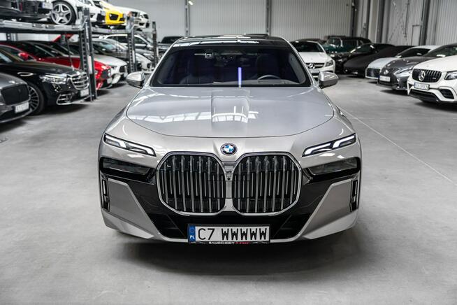 BMW 740 FV 23%. Gwarancja 12.2027. Webasto. Sky Lounge. Bezwypadkowy
