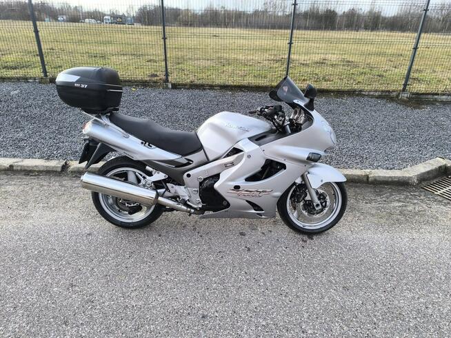 Kawasaki ZZR • 2004 • 152KM • 58 tys. km • Kufer