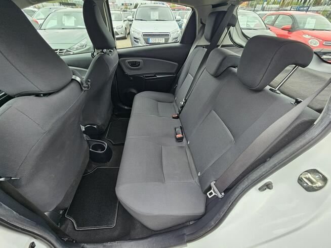 Toyota Yaris Ostrzeganie przed kolizji, kontrola pasa ruchu,nowe opony