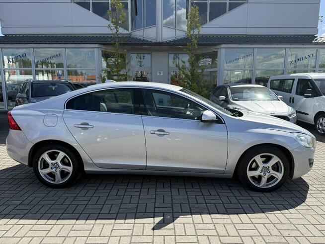 Volvo S60 modek 2011,automat,hak, opony wielosezonowe
