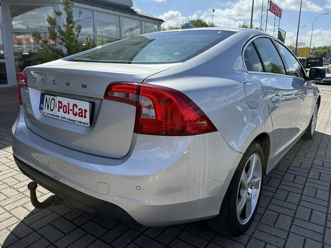 Volvo S60 modek 2011,automat,hak, opony wielosezonowe