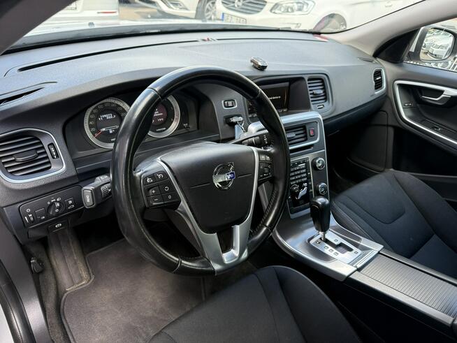 Volvo S60 modek 2011,automat,hak, opony wielosezonowe