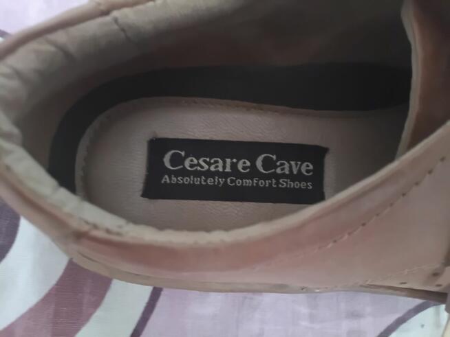 Sprzedam buty rozmiary w opisie