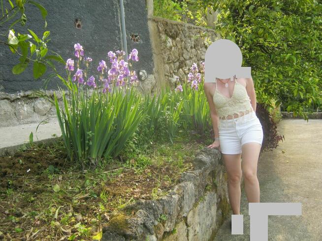 Top z fredzlami, wiazany na szyi 10 zl