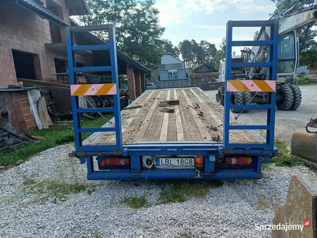 Tridem Trailor przyczepa niskopodwoziowa z najazdami hydr.