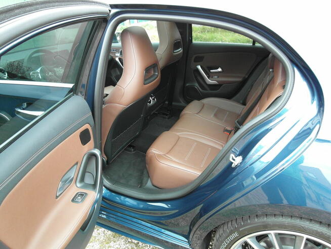 Mercedes A200 AMG Line, super wyposażenie