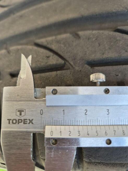 Opony letnie Bridgestone 235/40 R19
