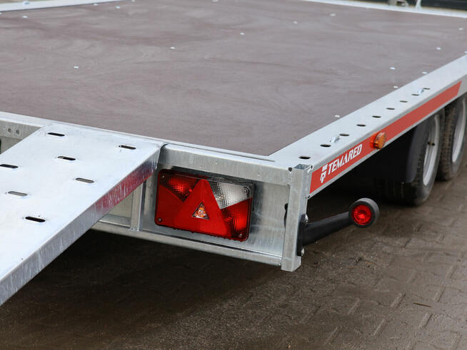 Laweta TEMARED CARPLATFORM 5121 S 2,7T DMC 2700 kg sklejka